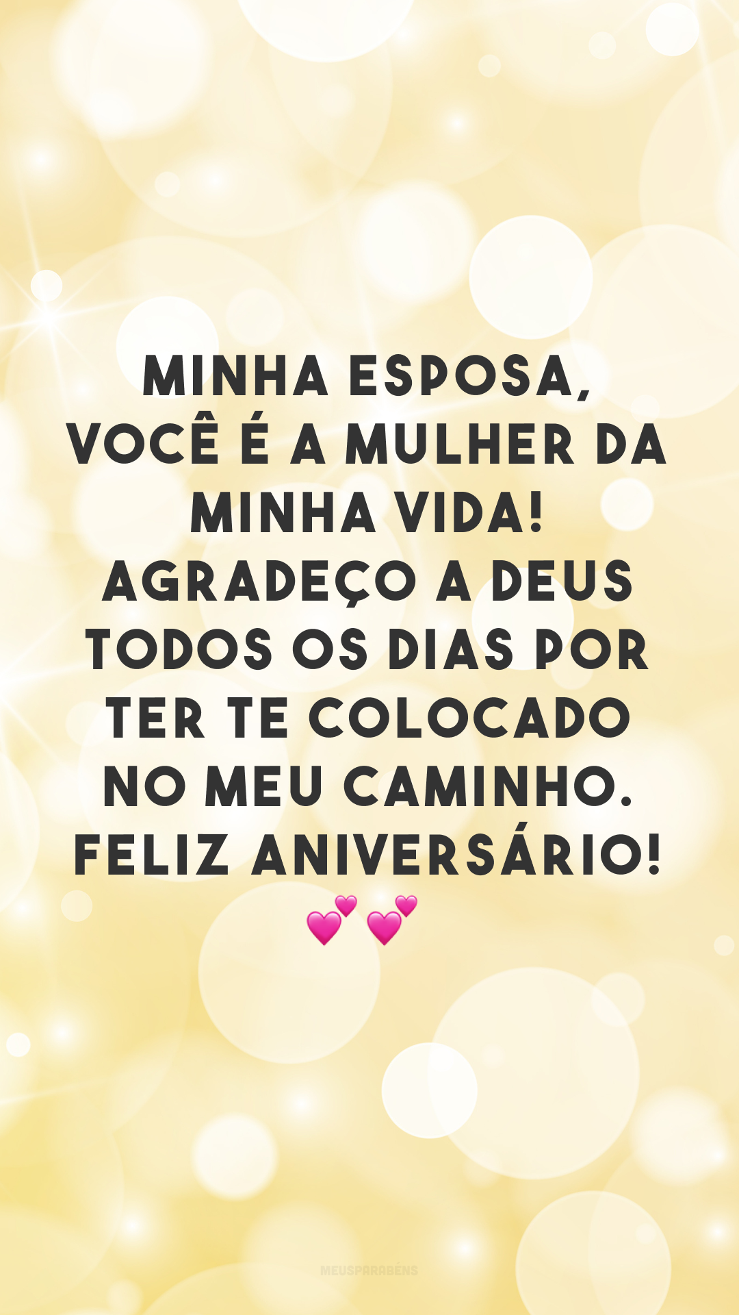 Minha esposa, você é a mulher da minha vida! Agradeço a Deus todos os dias por ter te colocado no meu caminho. Feliz aniversário! 💕💕
