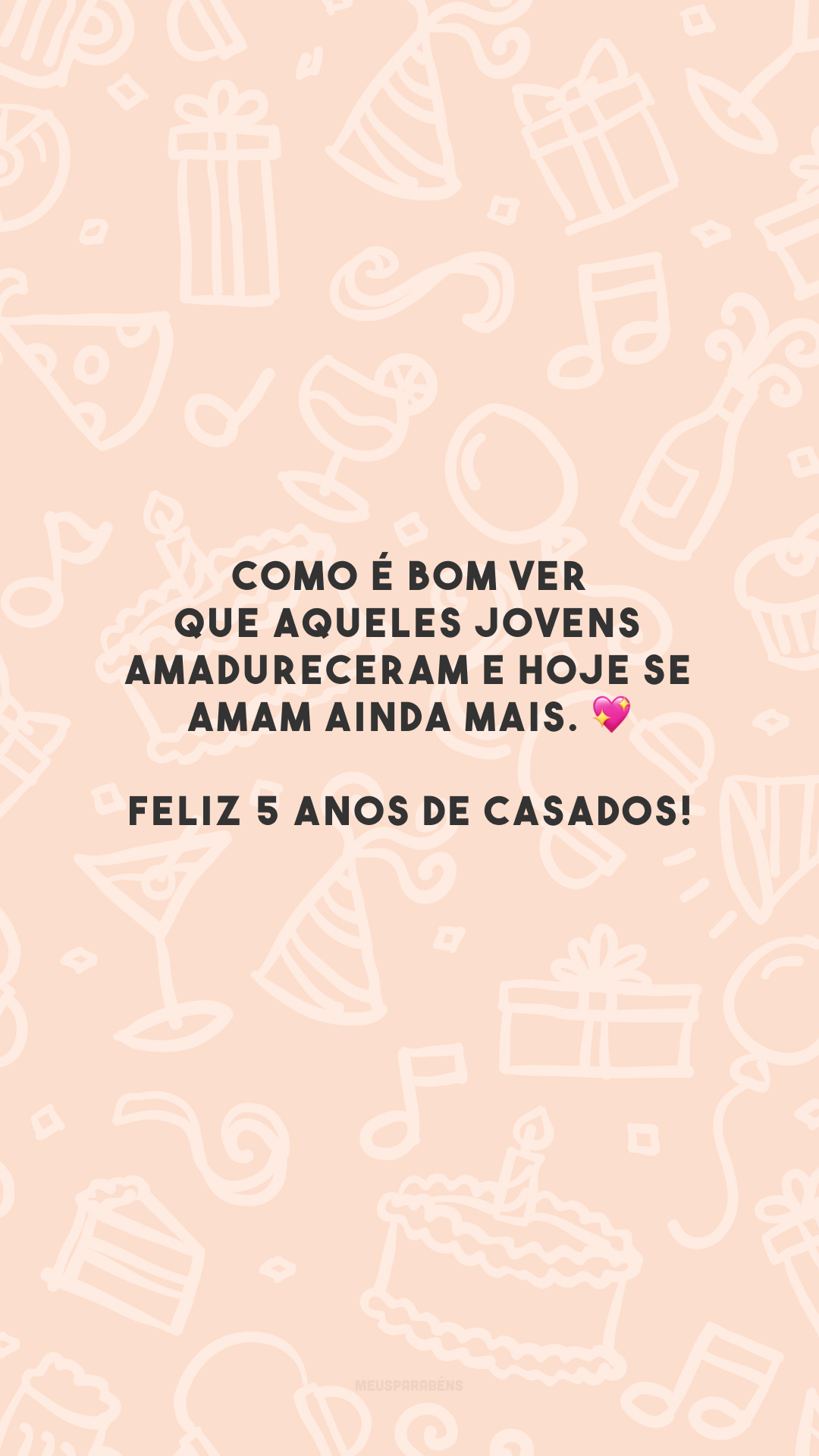 Como é bom ver que aqueles jovens amadureceram e hoje se amam ainda mais. 💖 Feliz 5 anos de casados!